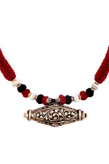 Sangeeta Boochra_Red Braided Thread Beaded Necklace _Online_at_Aza_Fashions