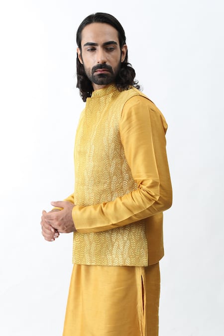 Kaka Calcutta_Yellow Linen Satin Thread Embroidered Bundi _Online_at_Aza_Fashions