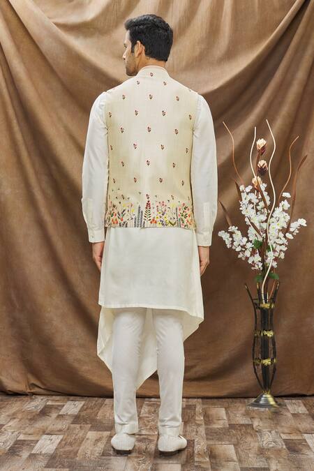 Shop Vivek Karunakaran Beige Poly Raw Silk Thread Work Floral Embroidered Bundi at Aza Fashions Shop_Vivek Karunakaran_Beige Poly Raw Silk Thread Work Floral Embroidered Bundi _at_Aza_Fashions