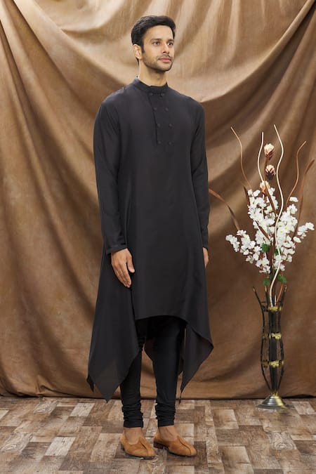Vivek Karunakaran_Black Spun Cotton Handkerchief Hem Kurta Set _Online_at_Aza_Fashions