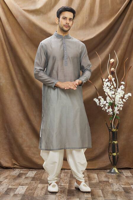 Buy_Vivek Karunakaran_Grey Chanderi Embroidered Thread Work Solid Kurta _Online_at_Aza_Fashions