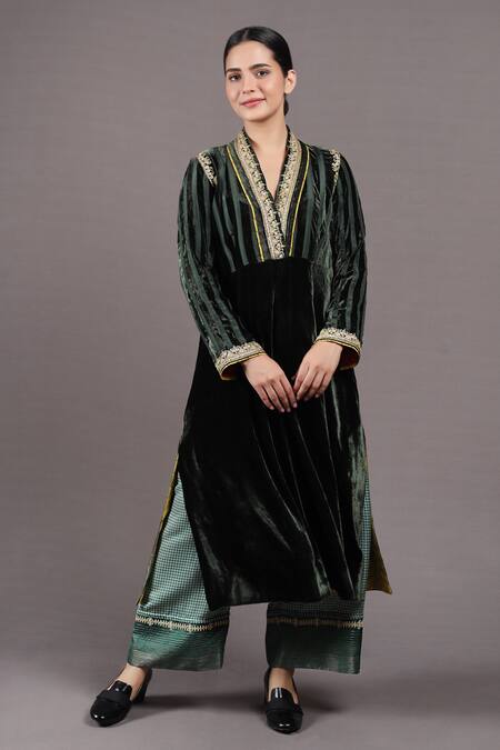 Shop_Shades Of India_Green Sahiba Velvet Kurta_Online_at_Aza_Fashions