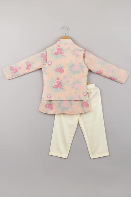 Shop P & S CO Pink Silk Embroidery Rose Print Bundi Kurta Set at Aza Fashions Shop_P & S CO_Pink Silk Embroidery Rose Print Bundi Kurta Set _at_Aza_Fashions