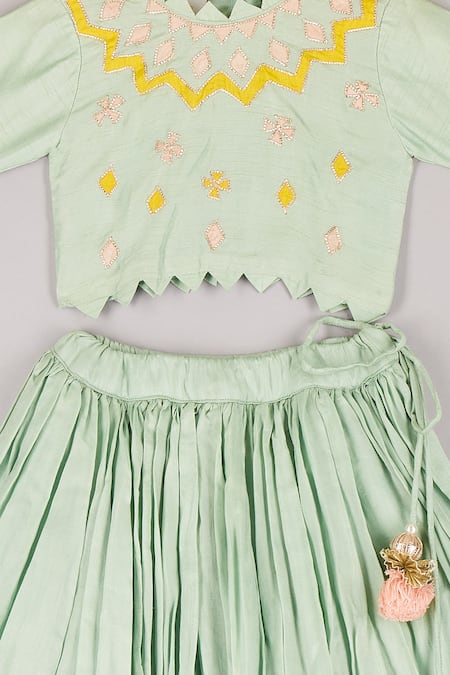 P & S CO_Green Silk Embroidery Geometric Lehenga And Choli Set _Online_at_Aza_Fashions