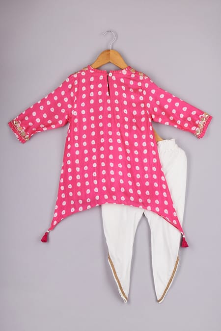 Shop P & S CO Pink Silk Embroidery Bandhani Print Kurta And Dhoti Pant Set at Aza Fashions Shop_P & S CO_Pink Silk Embroidery Bandhani Print Kurta And Dhoti Pant Set _at_Aza_Fashions