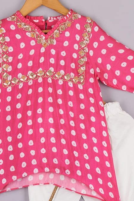 P & S CO Pink Silk Embroidery Bandhani Print Kurta And Dhoti Pant Set Online at Aza Fashions P & S CO_Pink Silk Embroidery Bandhani Print Kurta And Dhoti Pant Set _Online_at_Aza_Fashions