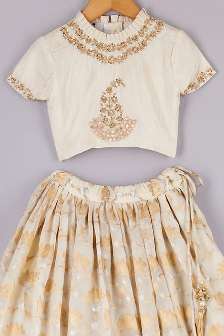 P & S CO White Silk, Brocade Sequins, Zari Lotus Lehenga And Choli Set Online at Aza Fashions P & S CO_White Silk, Brocade Sequins, Zari Lotus Lehenga And Choli Set _Online_at_Aza_Fashions