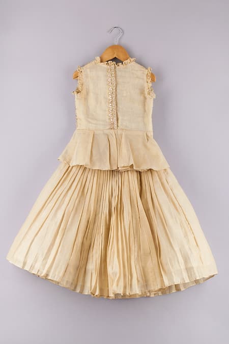 Shop P & S CO Beige Tissue Gota Patti, Embroidery Peplum Kurta And Lehenga Set at Aza Fashions Shop_P & S CO_Beige Tissue Gota Patti, Embroidery Peplum Kurta And Lehenga Set _at_Aza_Fashions