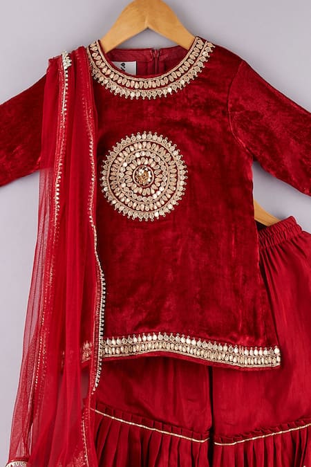 P & S CO Maroon Silk, Velvet Embroidery, Gota Patti Kurta Sharara Set Online at Aza Fashions P & S CO_Maroon Silk, Velvet Embroidery, Gota Patti Kurta Sharara Set _Online_at_Aza_Fashions