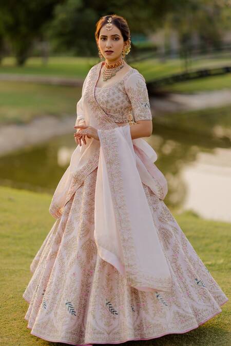 Anupraas By Nishant And Rahul_Pink Organza, Bamberg Silk Floral, Scallop, Embroidered Bridal Lehenga Set _Online_at_Aza_Fashions