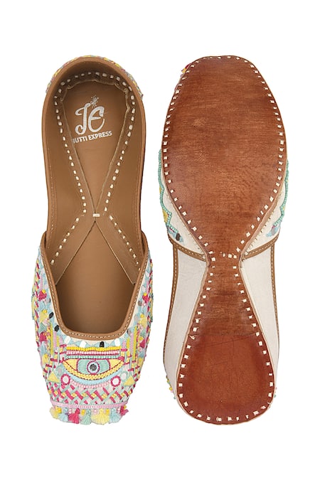 Shop_Jutti Express_White Geometric Embroidered Juttis _at_Aza_Fashions