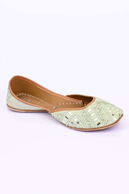Jutti Express Pista Green Mirror Embroidered Juttis 