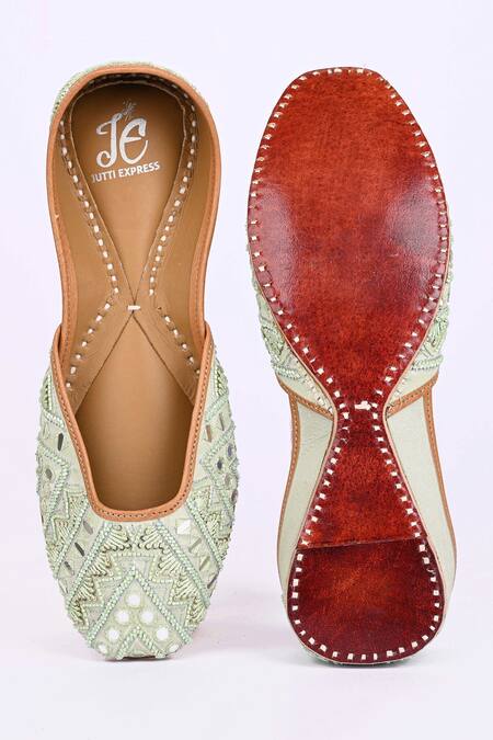 Jutti Express Pista Green Mirror Embroidered Juttis 