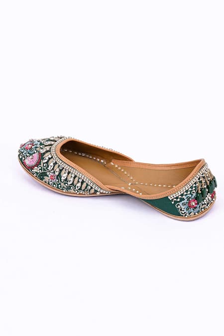 Buy_Jutti Express_Green Embroidered Leather Juttis _Online_at_Aza_Fashions