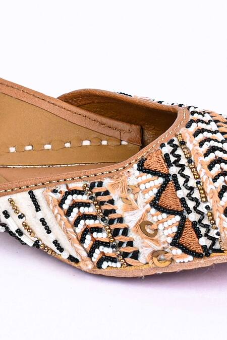 Shop_Jutti Express_Beige Embroidered Designer Juttis_Online_at_Aza_Fashions