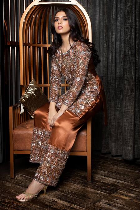 Buy_The Royaleum_Brown Organza, Mashru Cutdana, Floral, Geometric, Sequin, Embroidered Kurta Set_Online_at_Aza_Fashions