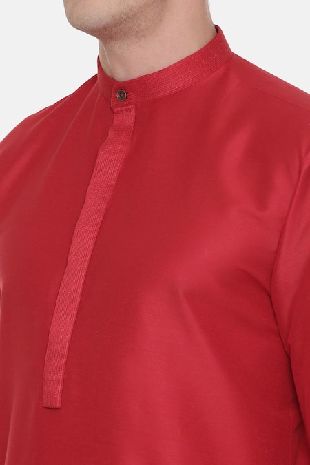 Shop_Mayank Modi - Men_Red Silk, Cotton Embroidery Mandarin Collar Kurta Set_Online_at_Aza_Fashions