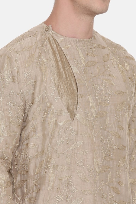 Mayank Modi - Men Brown Chanderi Silk Floral Embroidered Kurta Set at Aza Fashions Mayank Modi - Men_Brown Chanderi Silk Floral Embroidered Kurta Set_at_Aza_Fashions