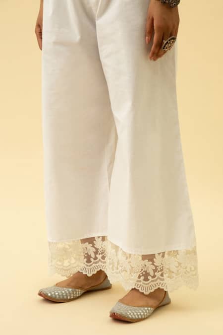 White Cotton round neck knee length Anarkali style Kurta paired with p –  akiso.store