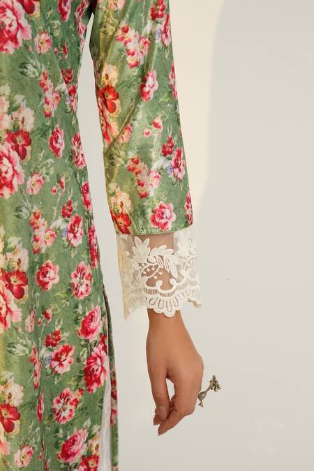 Shop_Roze_Green Velvet Floral Print, Lace Work Round Hayat Kurta And Pant Set_Online_at_Aza_Fashions