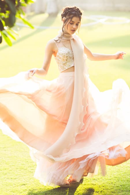 Aaryaa By Kashveen Kohli_Pink Blouse Raw Silk And Stole Shimmer Chiffon, Embroidered Bustier & Set _Online_at_Aza_Fashions