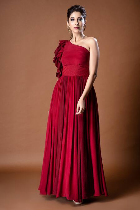 Aaryaa By Kashveen Kohli Red Crepe Thread One Shoulder Gown