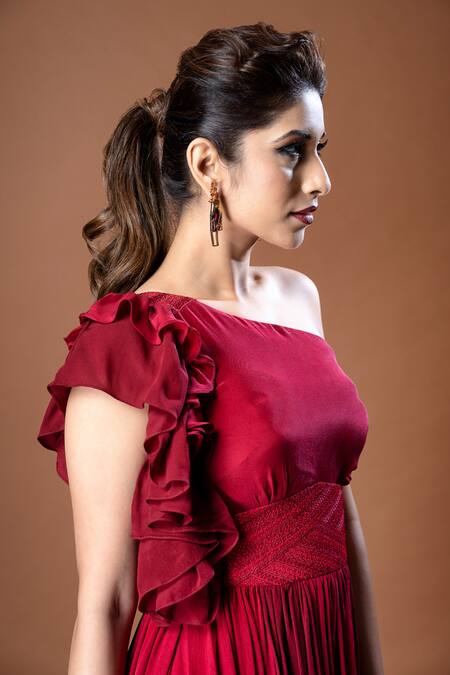 Buy Aaryaa By Kashveen Kohli Red Crepe Thread One Shoulder Gown Online at Aza Fashions Buy_Aaryaa By Kashveen Kohli_Red Crepe Thread One Shoulder Gown _Online_at_Aza_Fashions