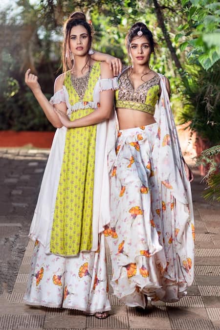 Buy_Aaryaa By Kashveen Kohli_Green Blouse Cotton Satin And Cape Pepper Silk, Skirt Crepe Floral Print & Set _Online_at_Aza_Fashions