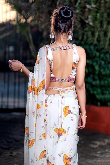 Aaryaa By Kashveen Kohli Printed Saree With Blouse 