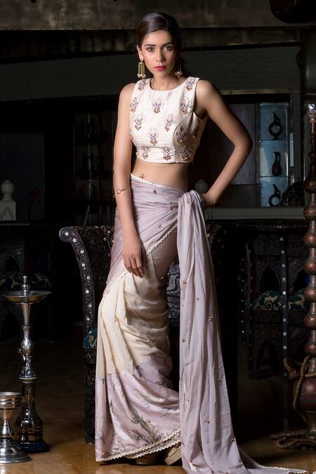 Aaryaa By Kashveen Kohli_White Badla Georgette And Pepper , Pure Raw Border Saree With Blouse _Online_at_Aza_Fashions