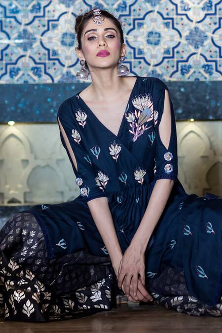 Aaryaa By Kashveen Kohli_Blue Crepe, Cotton Butti And Chanderi Gota Patti, Floral Print & Foil Anarkali Set _Online_at_Aza_Fashions