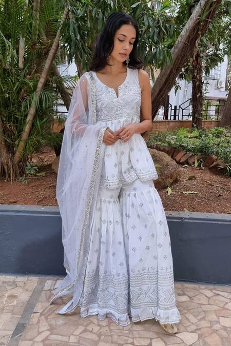 Sangeeta Boochra Silver Stones Carved Chandbalis Online at Aza Fashions Sangeeta Boochra_Silver Stones Carved Chandbalis _Online_at_Aza_Fashions