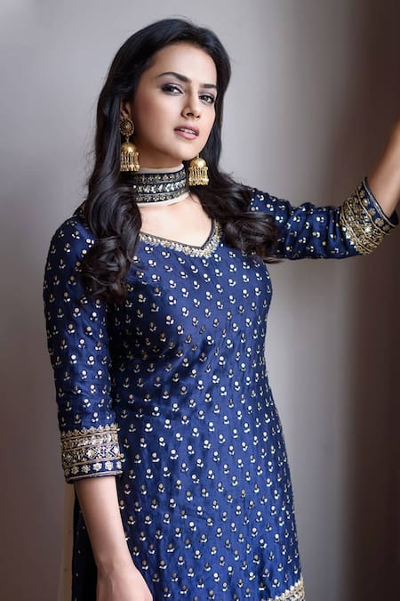 Sangeeta Boochra_Gold Plated Carved Tassel Drop Jhumkas _Online_at_Aza_Fashions