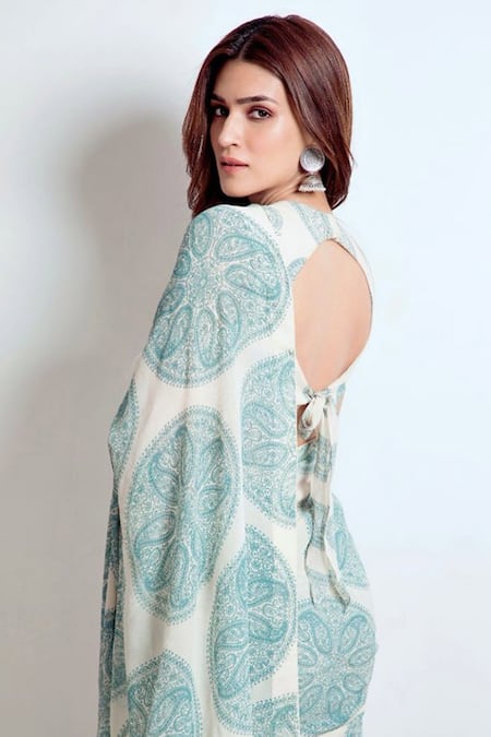 Shop_Sangeeta Boochra_Silver Plated Stones Carved Jhumkas _at_Aza_Fashions