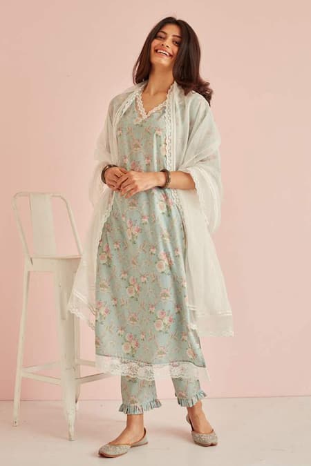 Roze_Green 100% Cotton Floral V Neck Zarra Print Kurta Set _Online_at_Aza_Fashions