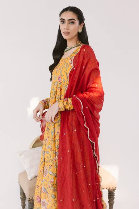 Buy_Itraake_Yellow Anarkali- Cotton Silk Printed Floral Round Set _Online_at_Aza_Fashions