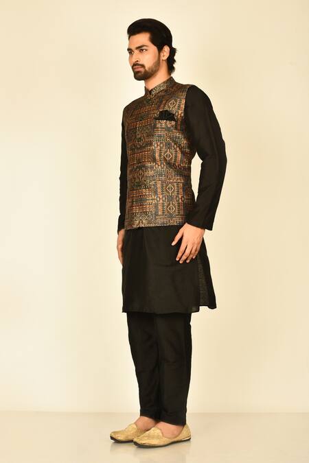 Buy_Arihant Rai Sinha_Orange , Silk, Satin Sequins Geometric Print Bundi And Kurta Set _Online_at_Aza_Fashions