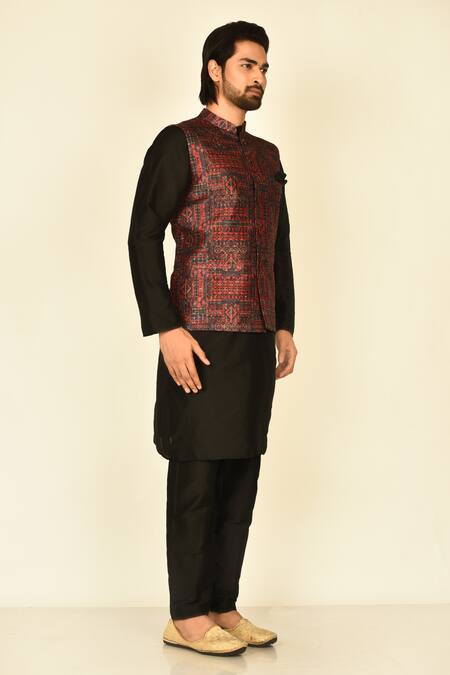 Arihant Rai Sinha_Red Cotton, Silk Sequins Geometric Print Bundi And Kurta Set_Online_at_Aza_Fashions