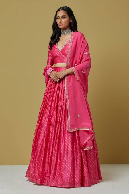 Buy_Ikshita Choudhary_Pink Organza, Chanderi Bead Work, Sequins, Bandhani V Neck Print Lehenga Set _Online_at_Aza_Fashions