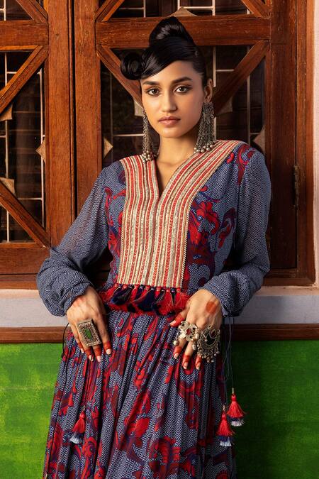 Nadima Saqib Blue Georgette, Shantoon Dori, Floral, Geometric, Zardozi V Neck Printed Gown Online at Aza Fashions Nadima Saqib_Blue Georgette, Shantoon Dori, Floral, Geometric, Zardozi V Neck Printed Gown _Online_at_Aza_Fashions