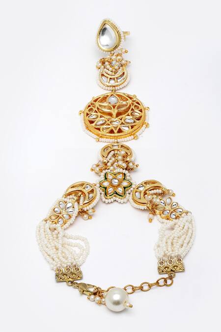 Buy Dugran By Dugristyle Gold Plated Pearls, Diamonds Kundan Floral Hathphool Online at Aza Fashions Buy_Dugran By Dugristyle_Gold Plated Pearls, Diamonds Kundan Floral Hathphool _Online_at_Aza_Fashions