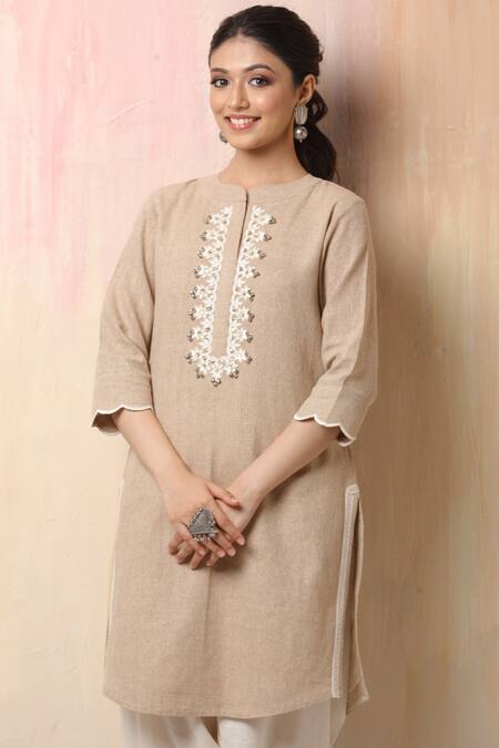 Leela By A_Beige Jute , Mulmul Floral, Thread, Ghungroo Embroidered Kurta Set _at_Aza_Fashions