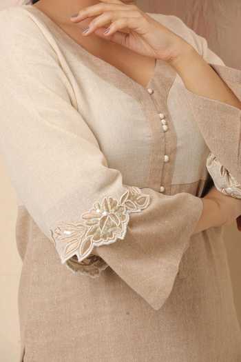 Buy_Leela By A_Beige Jute , Mulmul Floral, Thread V Colorblock Kurta And Pant Set _Online_at_Aza_Fashions
