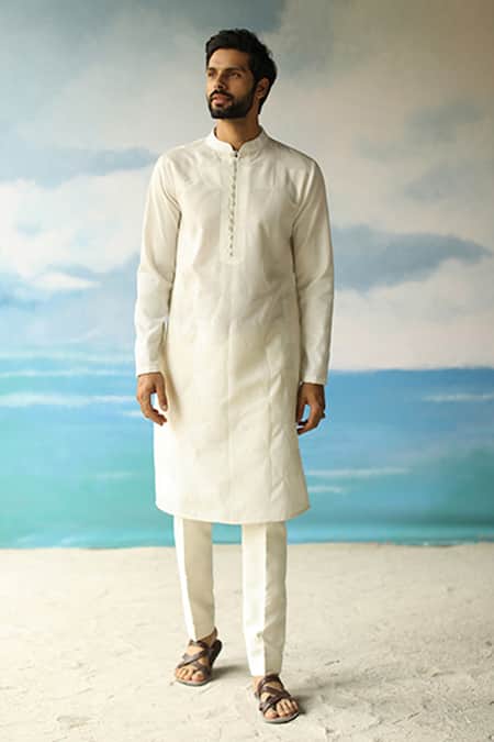 Philocaly Milkyway Embroidered Kurta 