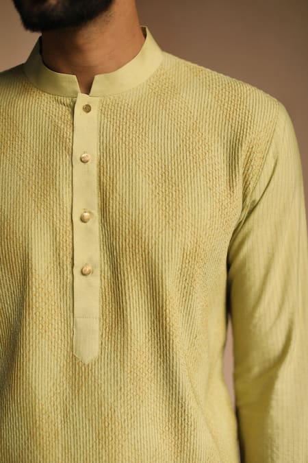 Philocaly_Green 100% Silk Thread Work Saga Pintuck Kurta_at_Aza_Fashions