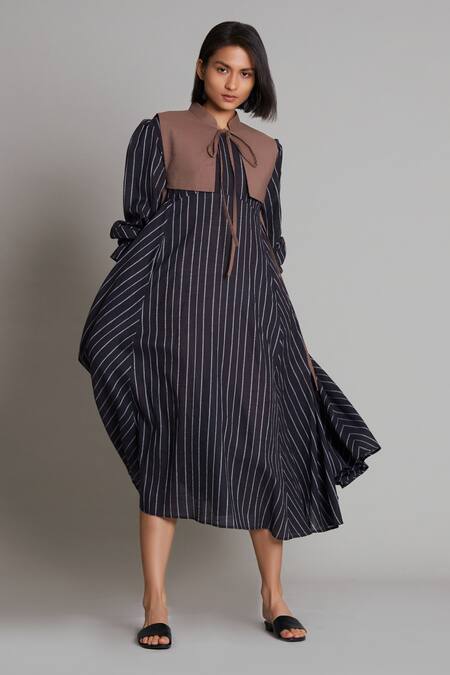 Buy Black Cotton Handwoven New Vakra Striped Dress With Detachable For ...