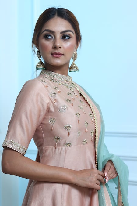 Sangeeta Swati_Pink Organza, Chanderi, Viscose Georgette Crystal, Embroidered Kurta Lehenga Set _at_Aza_Fashions