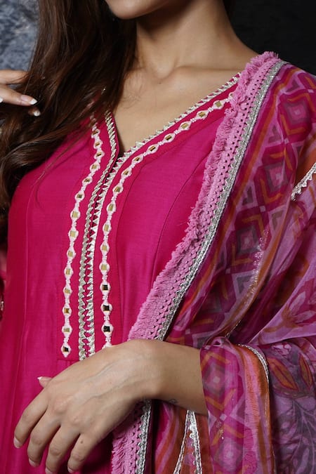 Buy_Leela By A_Pink Chanderi Geometric Print, Gota Patti, Mirror, Thread And Anarkali Salwar Set_Online_at_Aza_Fashions