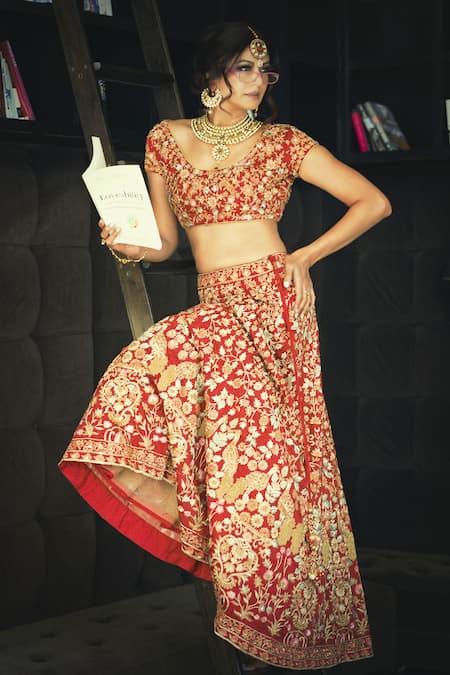 Rohini Bedi Silk Embroidered Bridal Lehenga Set 