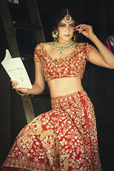 Rohini Bedi_Red Silk Zardozi And Sequin Scoop Neck Embroidered Bridal Lehenga Set _Online_at_Aza_Fashions